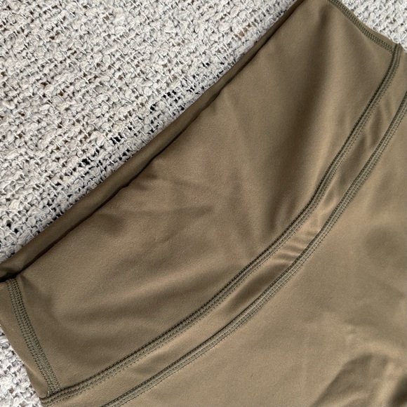 Paragon Scrunch Seam Bike Shorts – Women’s M - Picture 6 of 9